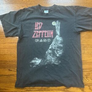 Authentic Vintage Led Zeppelin tshirt rock band tour shirt Medium
